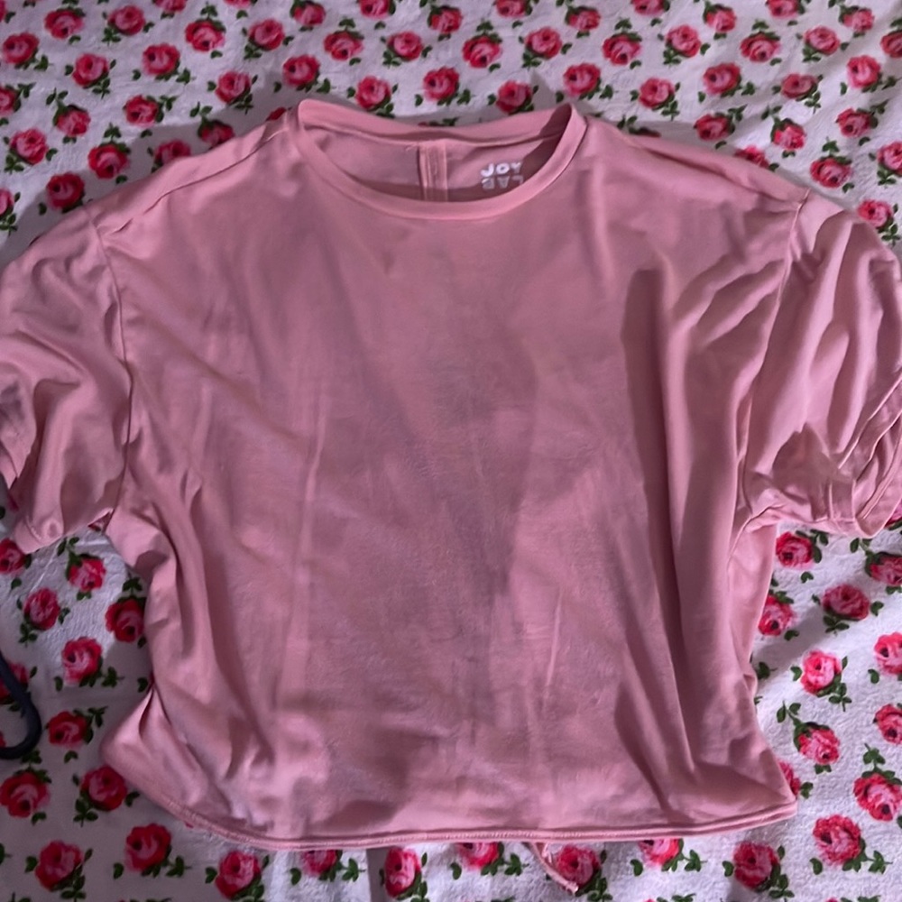 Pink cropped workout tee
